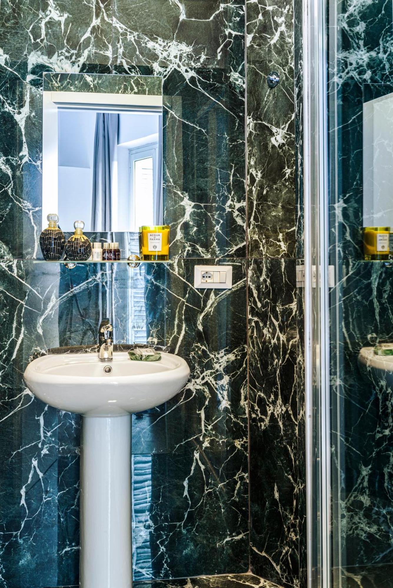 Elysium Suites Colosseo Rome Exterior photo